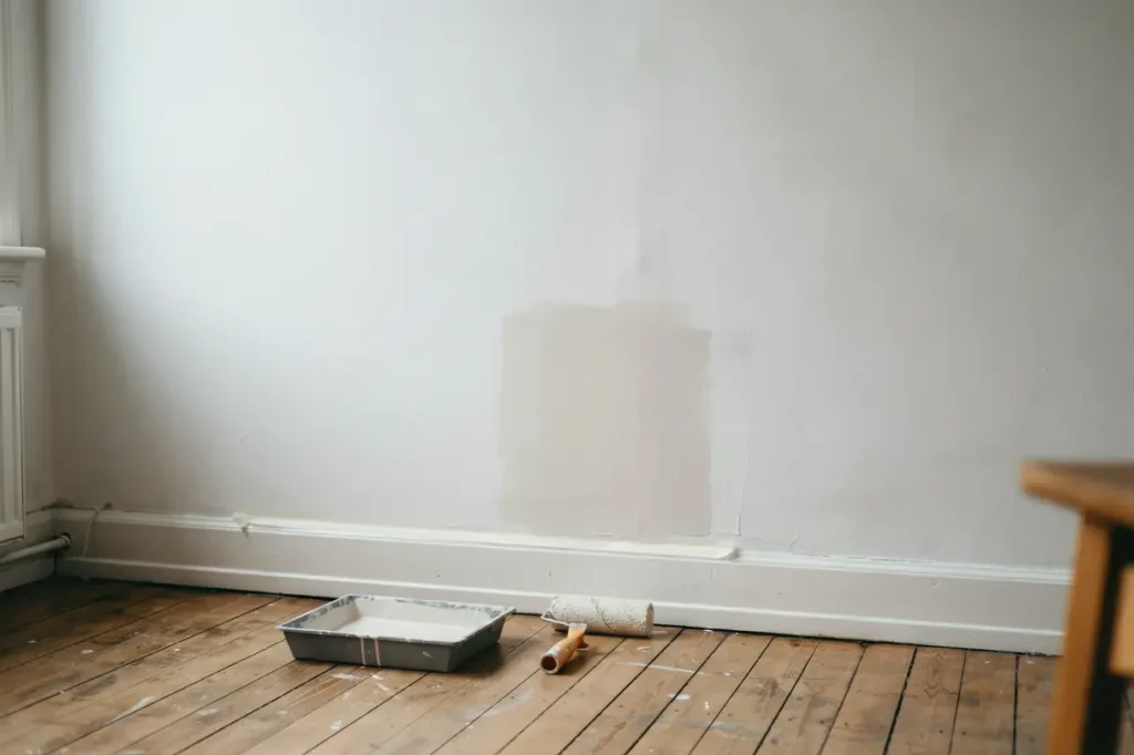s undviker du skarvar och nyansskillnader n r du b ttringsm lar v ggar hemma